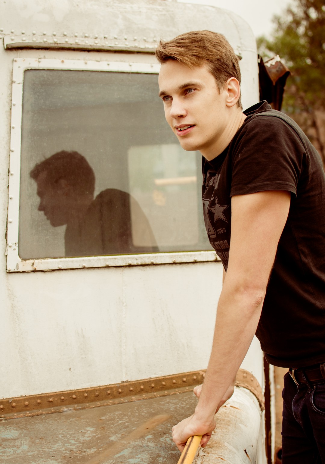 12-handsome-guy-session-retro