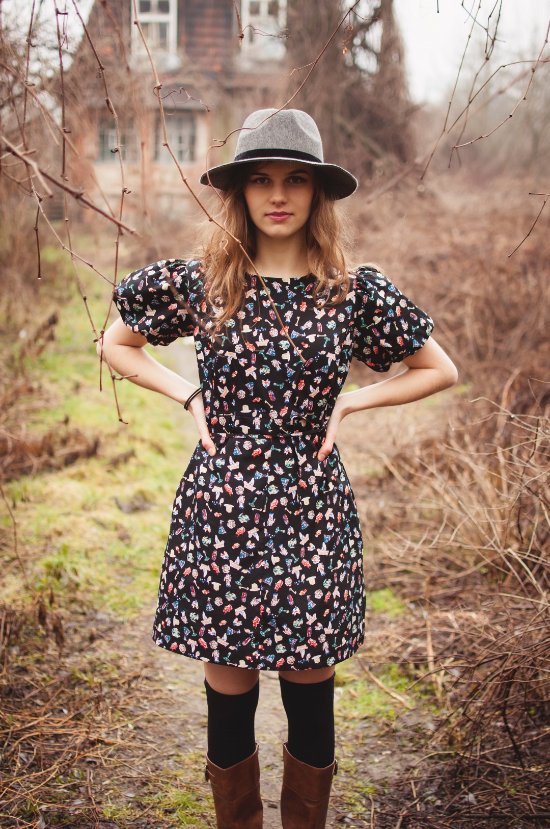 14-clothes-dress-vintage