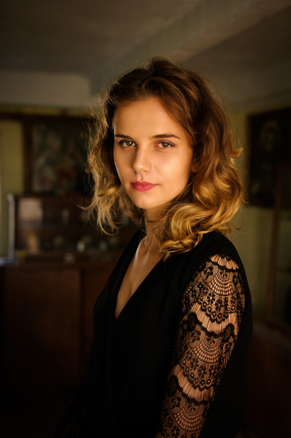 3-luxury-fashion-portraits-photography